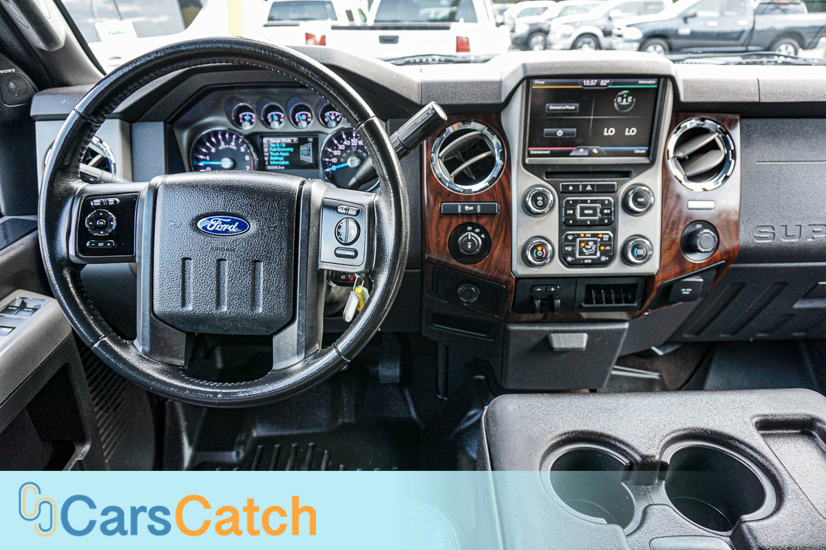 CARSCATCH - Used vehicle - Truck FORD SUPER DUTY F-250 SRW 2015