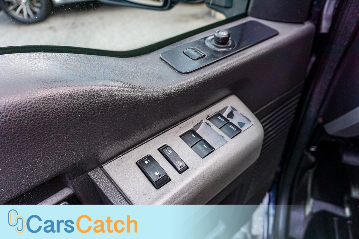 CARSCATCH - Used vehicle - Truck FORD SUPER DUTY F-250 SRW 2015