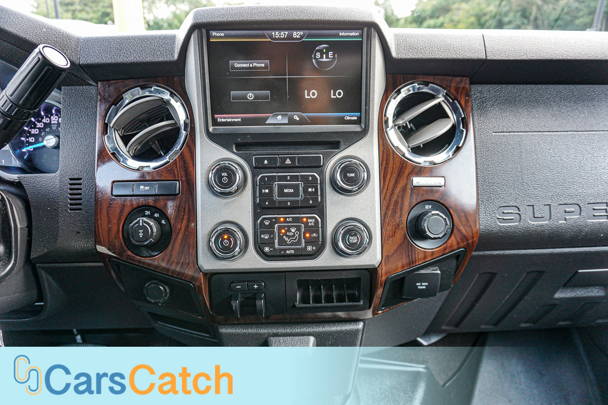 CARSCATCH - Used vehicle - Truck FORD SUPER DUTY F-250 SRW 2015