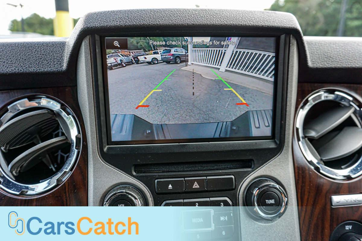 CARSCATCH - Used vehicle - Truck FORD SUPER DUTY F-250 SRW 2015