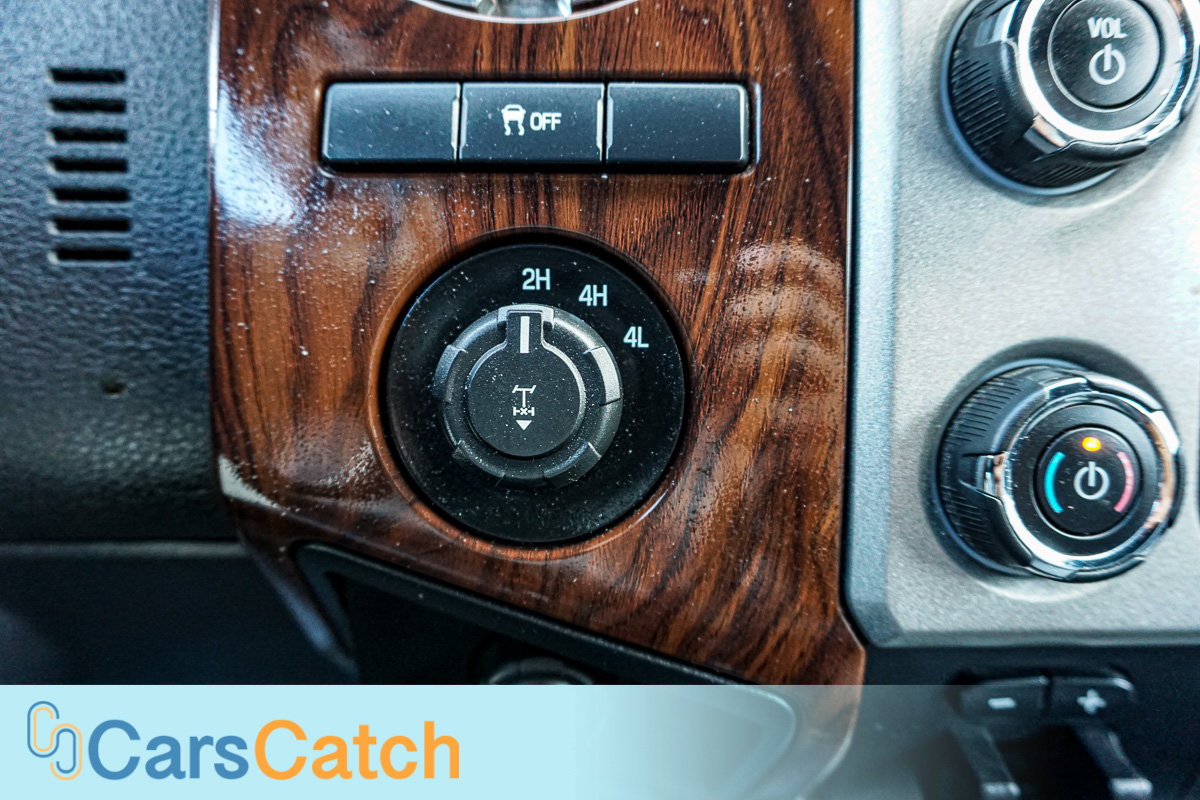 CARSCATCH - Used vehicle - Truck FORD SUPER DUTY F-250 SRW 2015