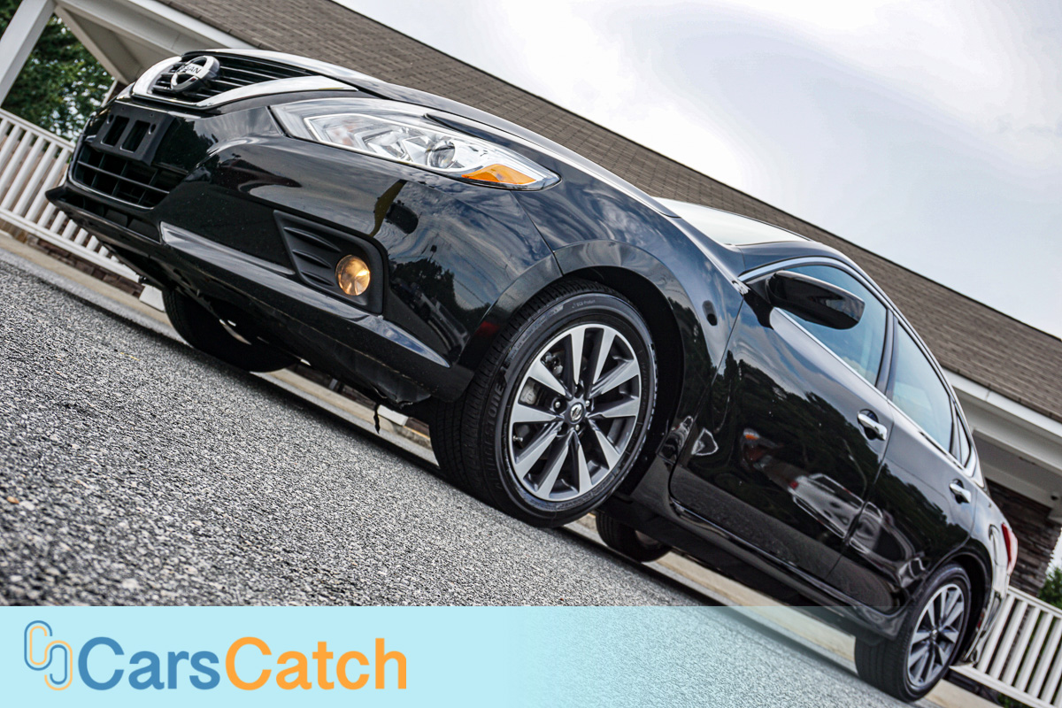 CARSCATCH - Used vehicle - Sedan NISSAN ALTIMA 2017