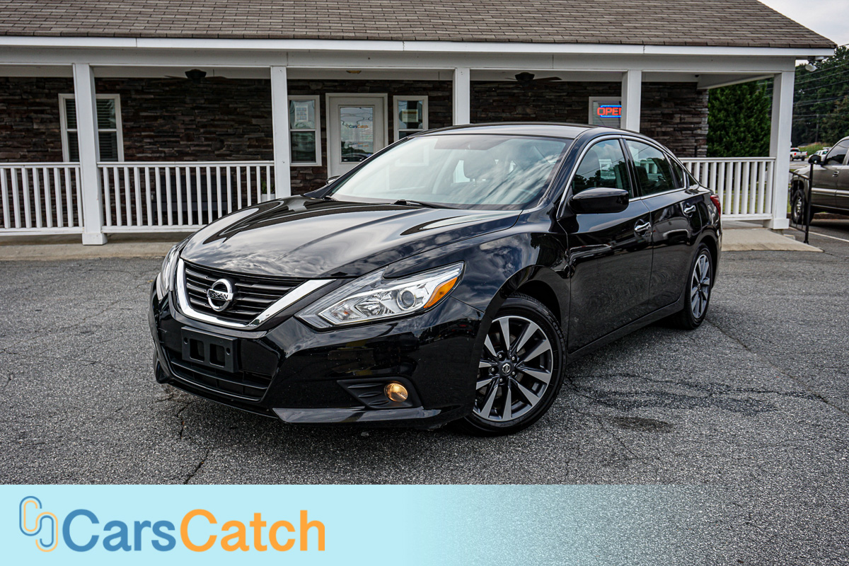 CARSCATCH - Used vehicle - Sedan NISSAN ALTIMA 2017
