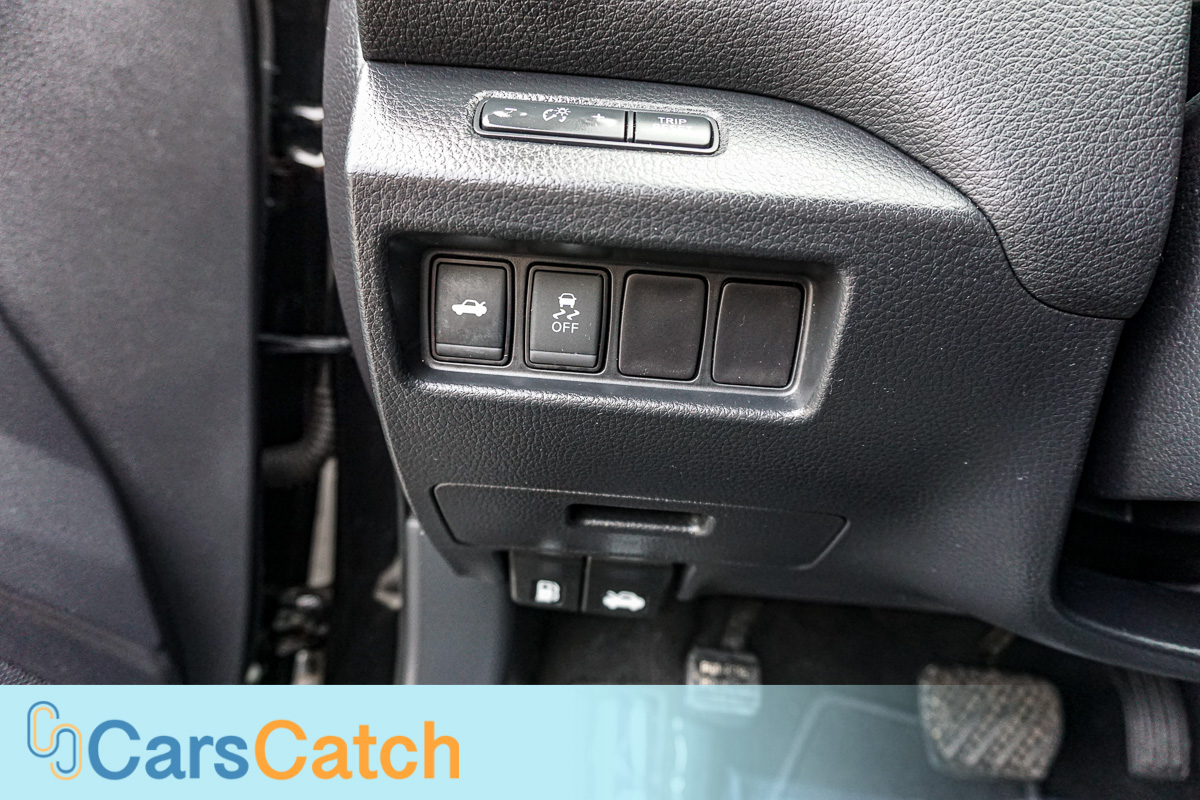 CARSCATCH - Used vehicle - Sedan NISSAN ALTIMA 2017