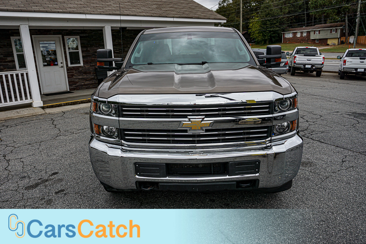 CARSCATCH - Used vehicle - Truck CHEVROLET SILVERADO 2500HD BUILT AF 2015