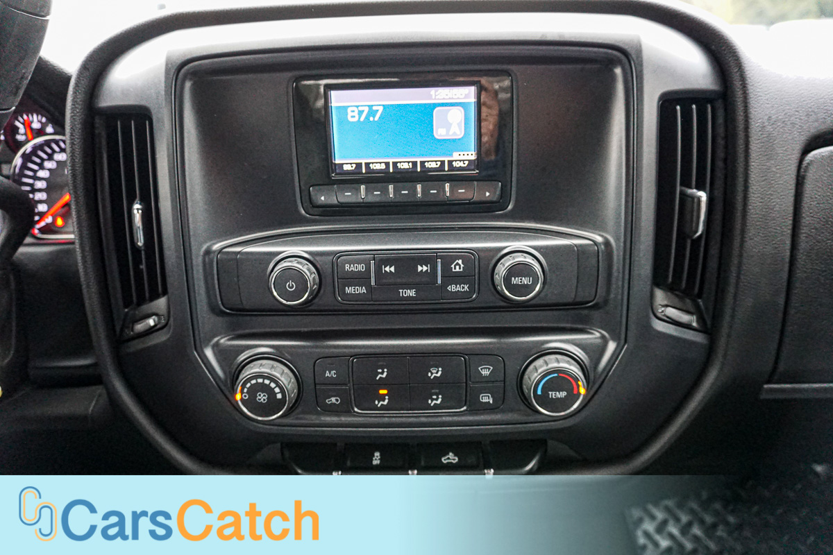 CARSCATCH - Used vehicle - Truck CHEVROLET SILVERADO 2500HD BUILT AF 2015