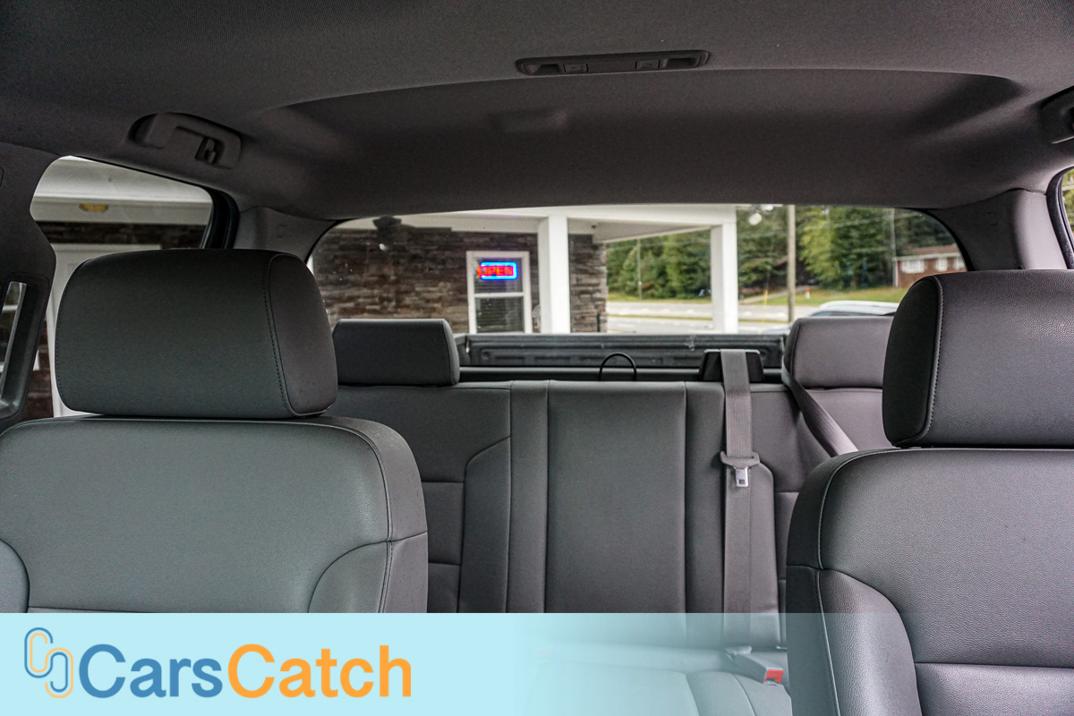 CARSCATCH - Used vehicle - Truck CHEVROLET SILVERADO 2500HD BUILT AF 2015