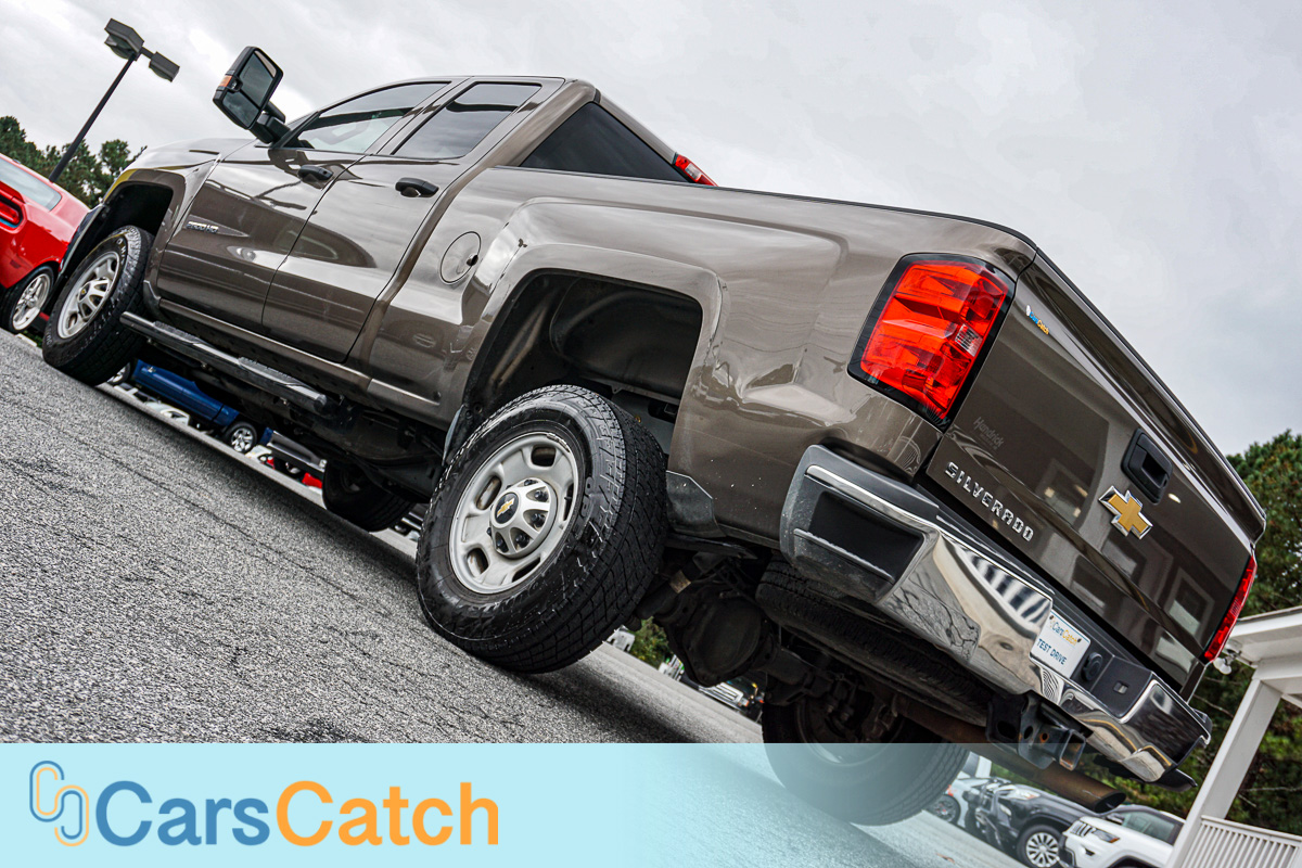 CARSCATCH - Used vehicle - Truck CHEVROLET SILVERADO 2500HD BUILT AF 2015