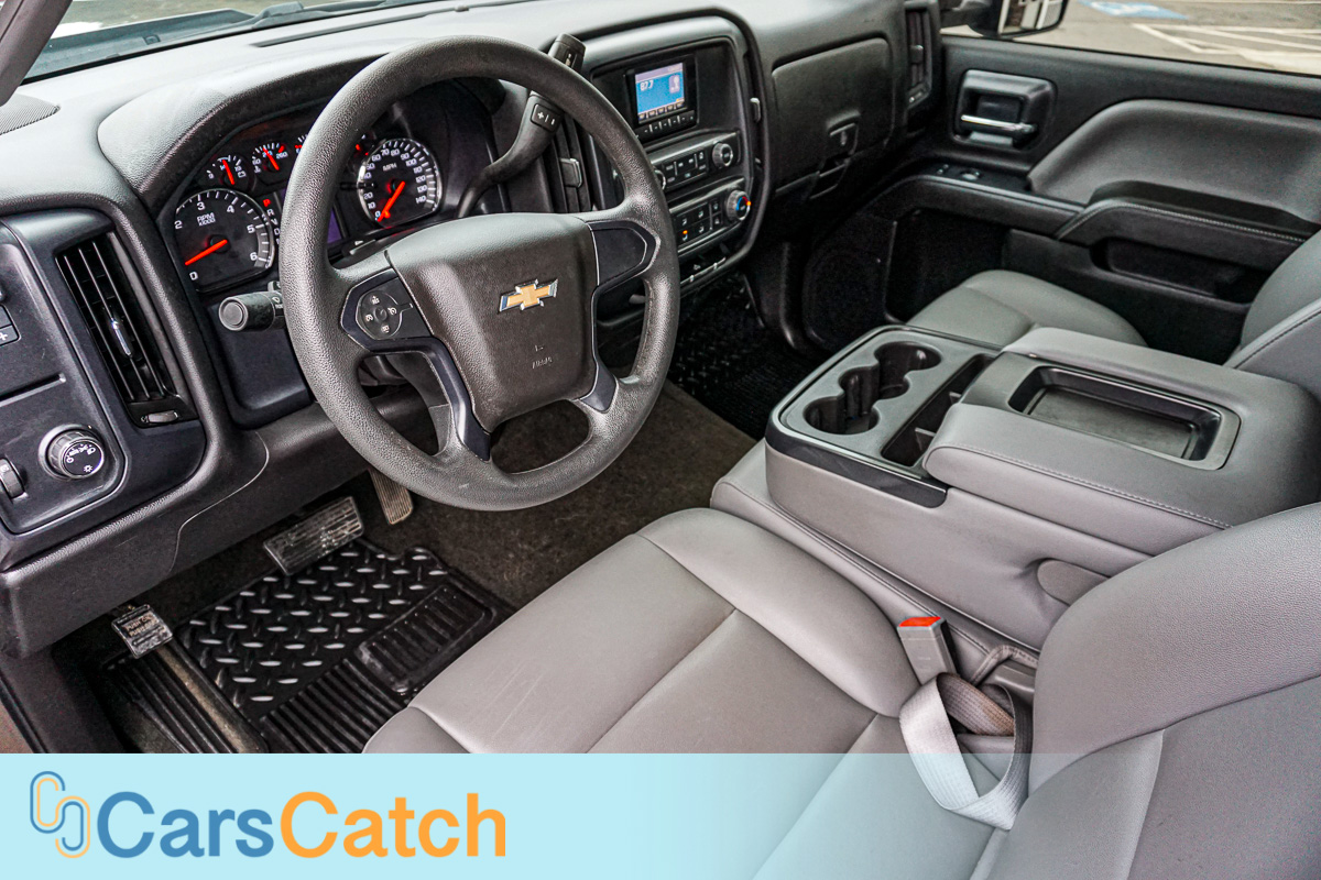 CARSCATCH - Used vehicle - Truck CHEVROLET SILVERADO 2500HD BUILT AF 2015