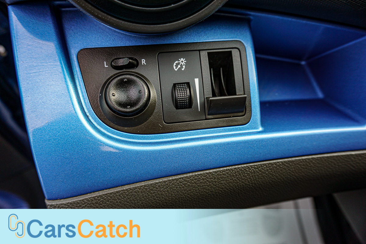 CARSCATCH - Used vehicle - Sedan CHEVROLET SPARK 2014