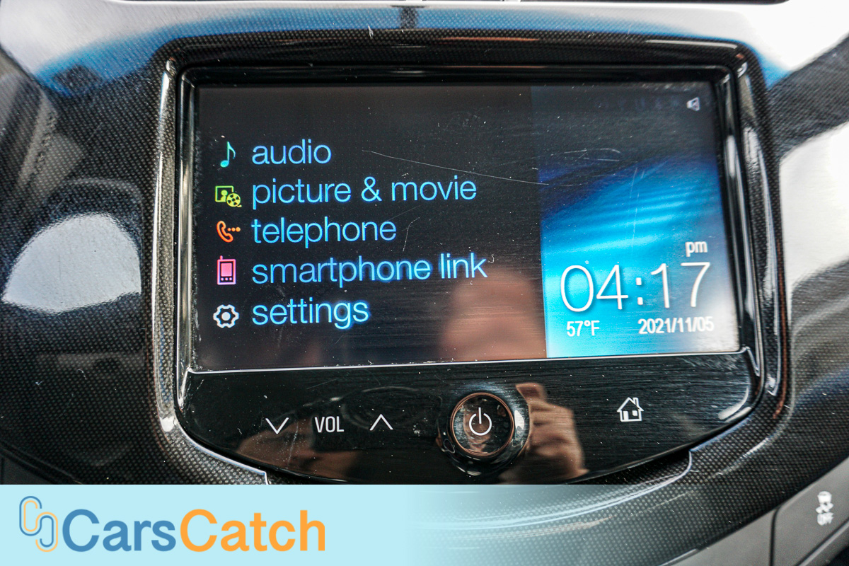 CARSCATCH - Used vehicle - Sedan CHEVROLET SPARK 2014