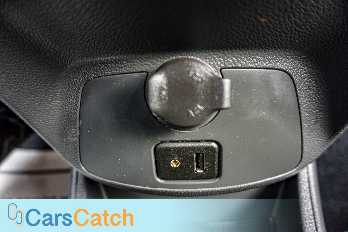CARSCATCH - Used vehicle - Sedan CHEVROLET SPARK 2014