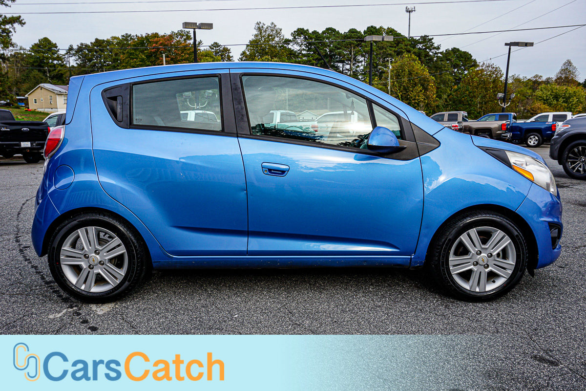 CARSCATCH - Used vehicle - Sedan CHEVROLET SPARK 2014