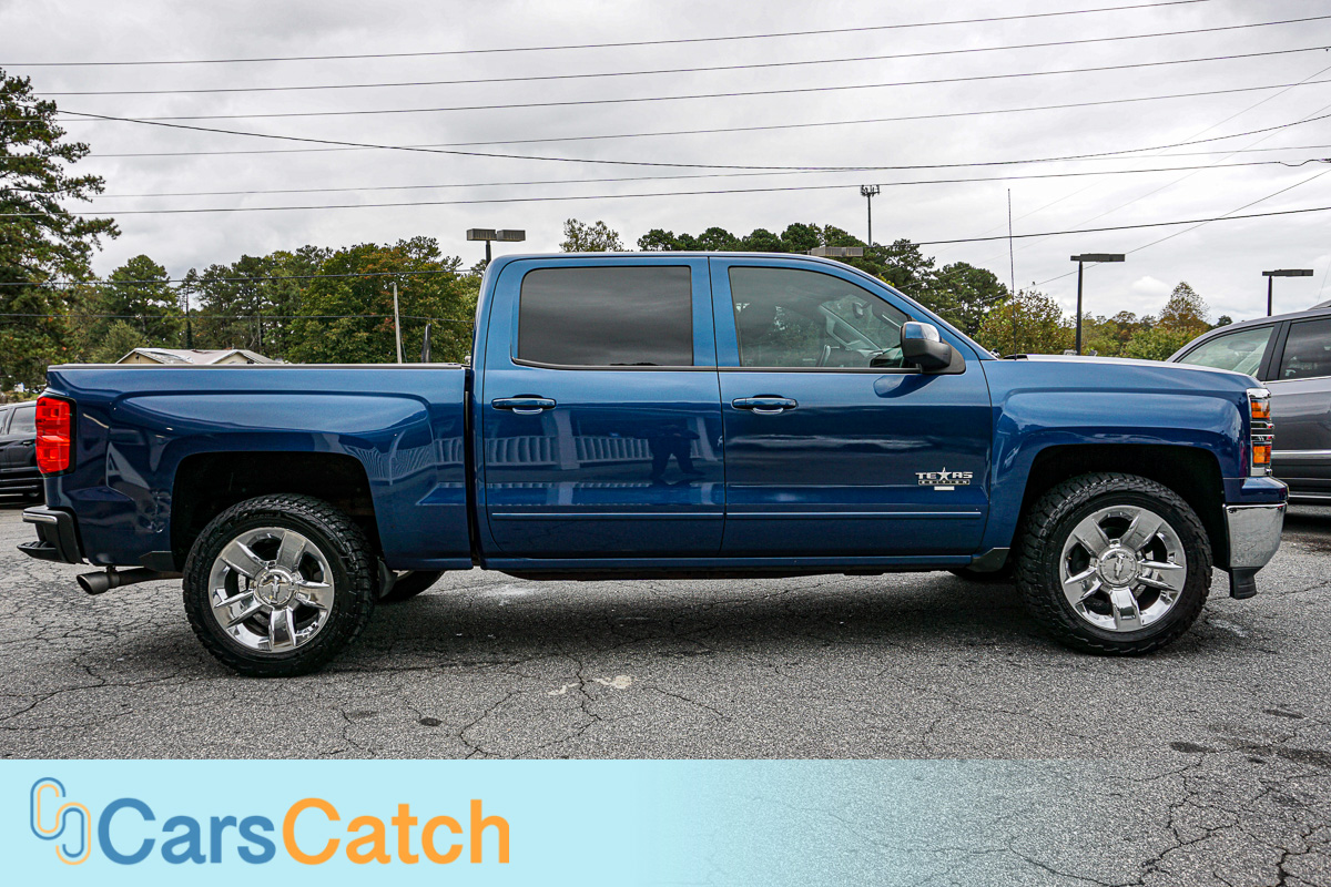 CARSCATCH - Used vehicle - Truck CHEVROLET SILVERADO 1500 2015