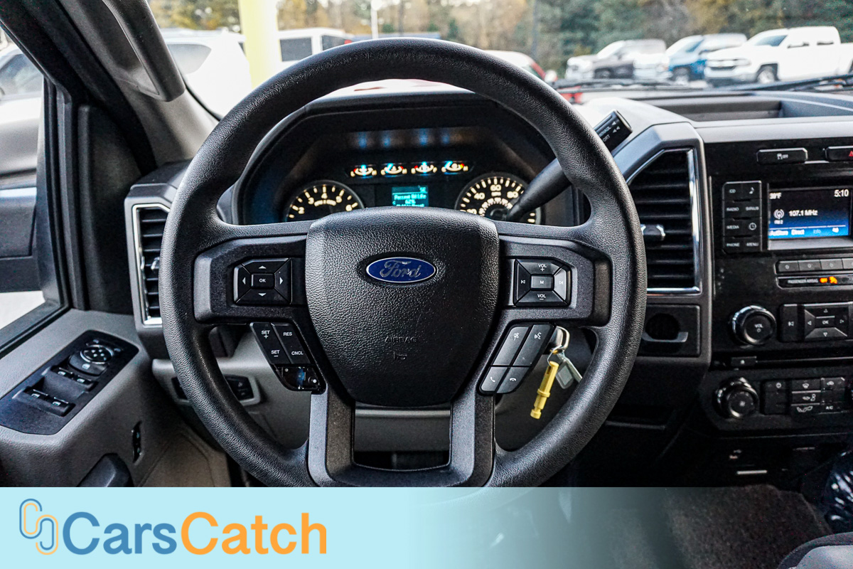CARSCATCH - Used vehicle - Truck FORD F-150 2016