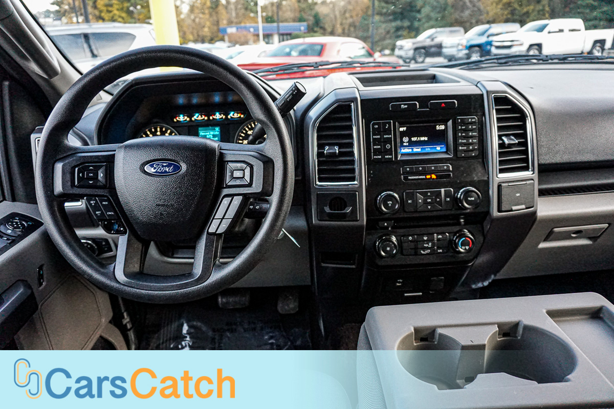 CARSCATCH - Used vehicle - Truck FORD F-150 2016
