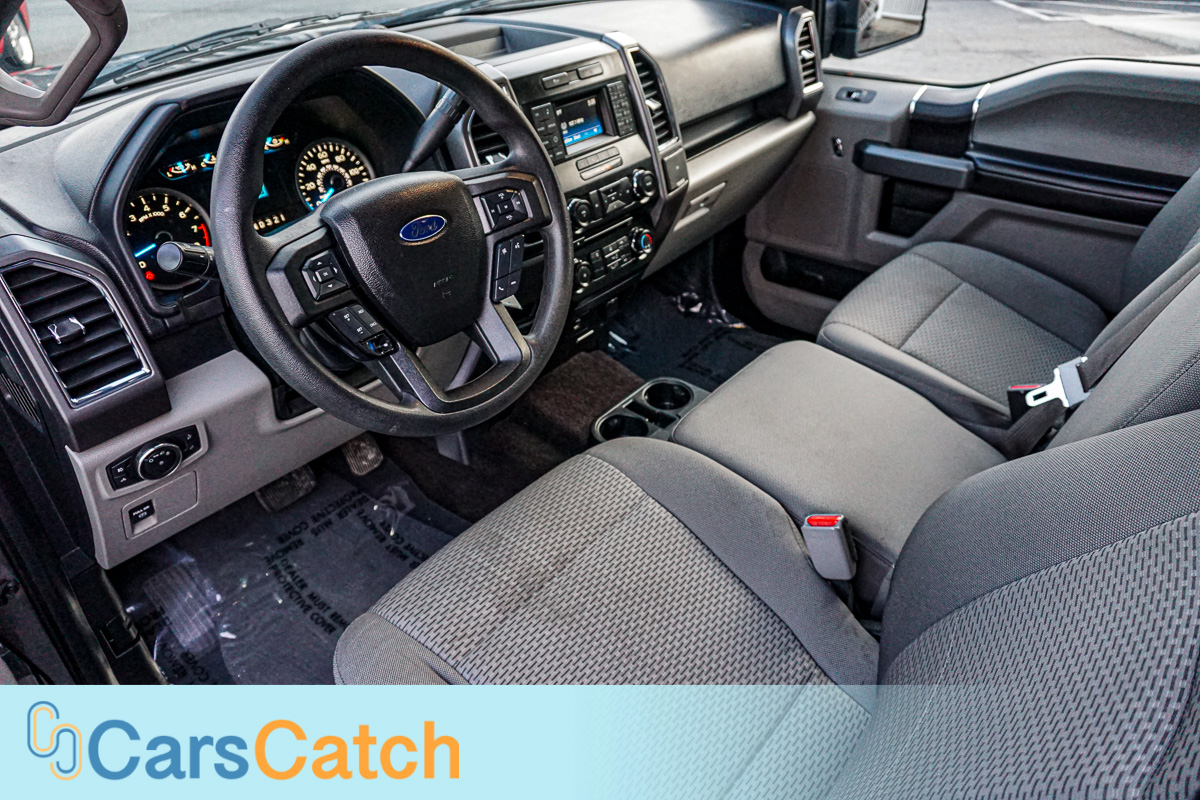 CARSCATCH - Used vehicle - Truck FORD F-150 2016