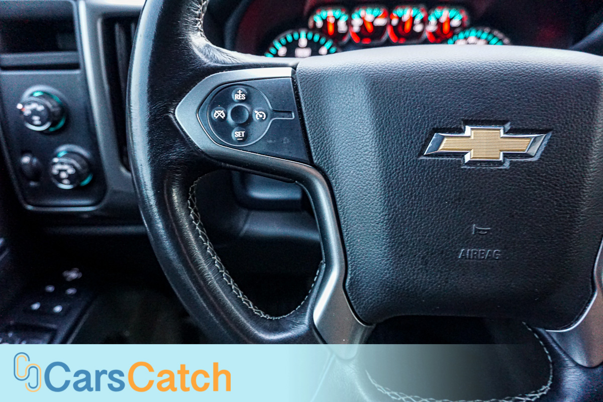 CARSCATCH - Used vehicle - Truck CHEVROLET SILVERADO 1500 2018