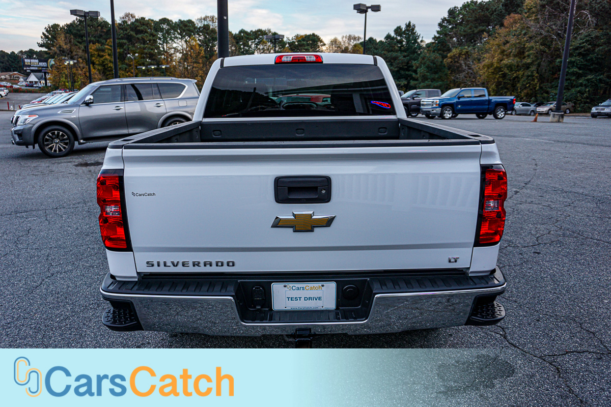 CARSCATCH - Used vehicle - Truck CHEVROLET SILVERADO 1500 2018