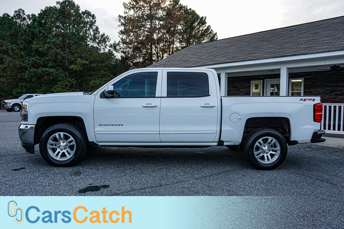 CARSCATCH - Used vehicle - Truck CHEVROLET SILVERADO 1500 2018