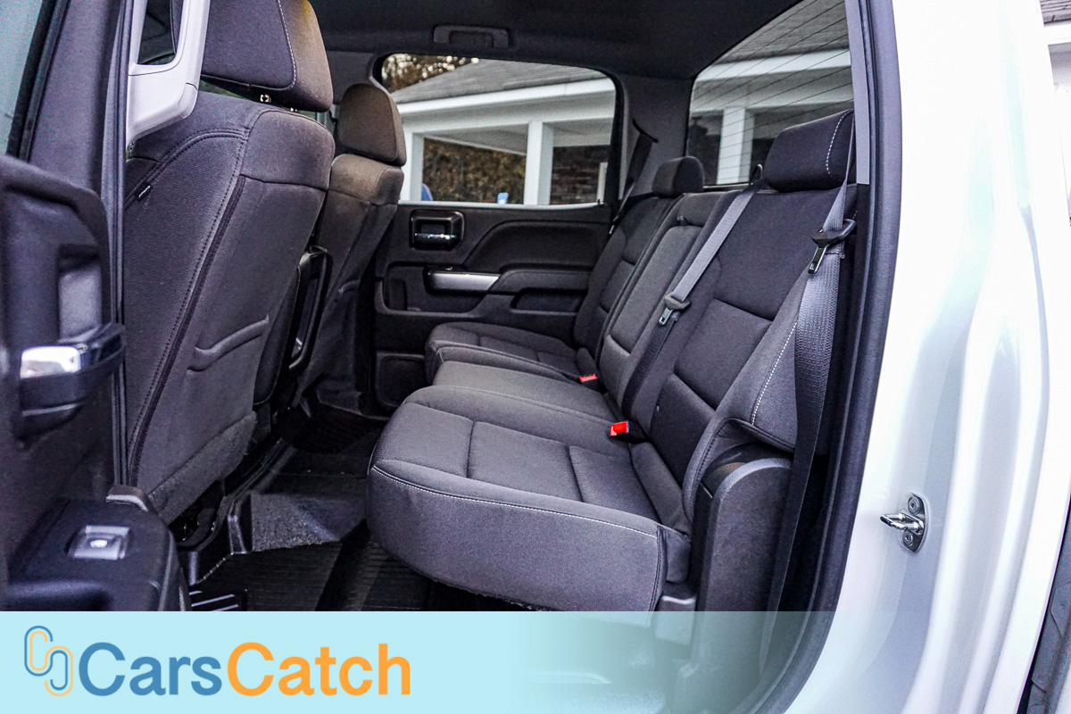 CARSCATCH - Used vehicle - Truck CHEVROLET SILVERADO 1500 2018