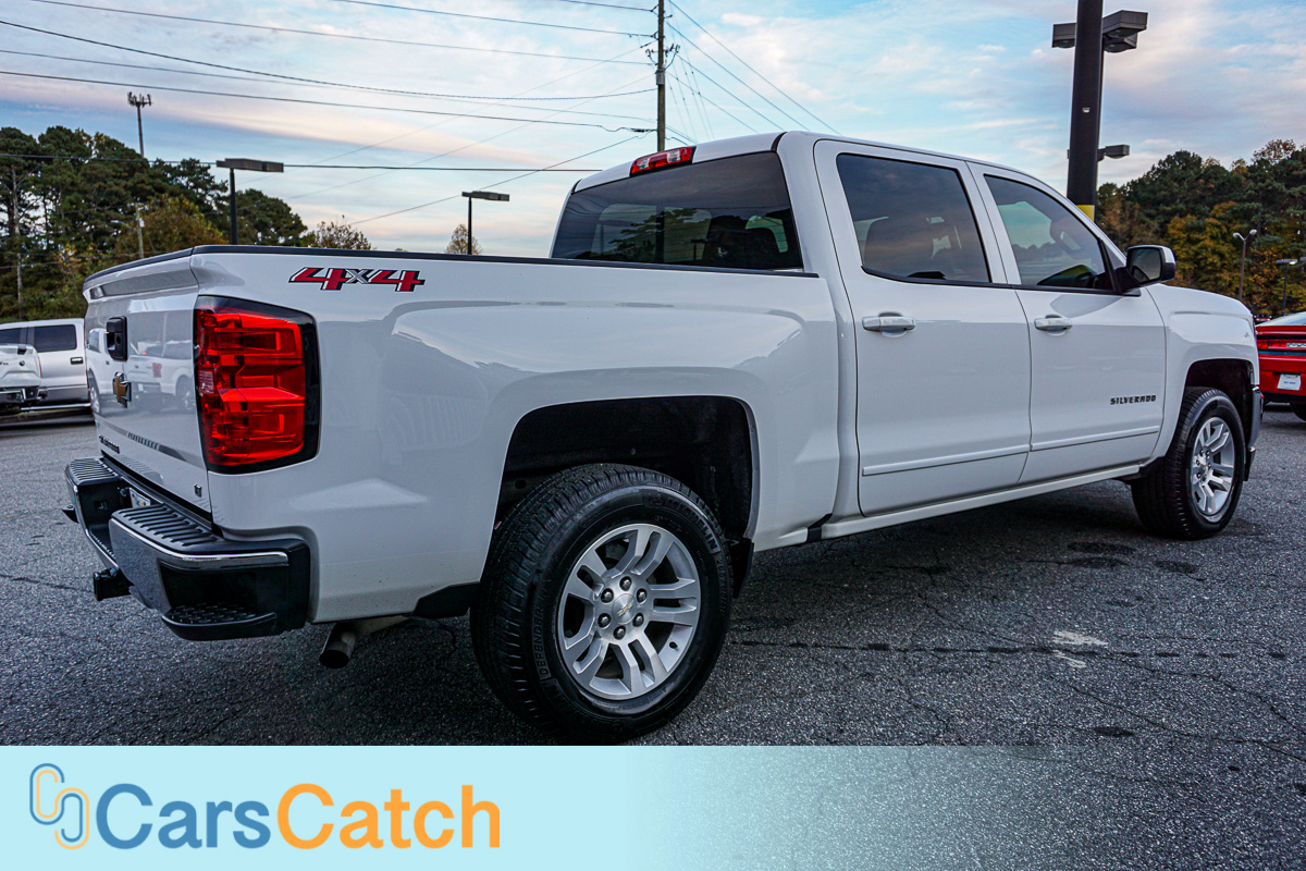 CARSCATCH - Used vehicle - Truck CHEVROLET SILVERADO 1500 2018