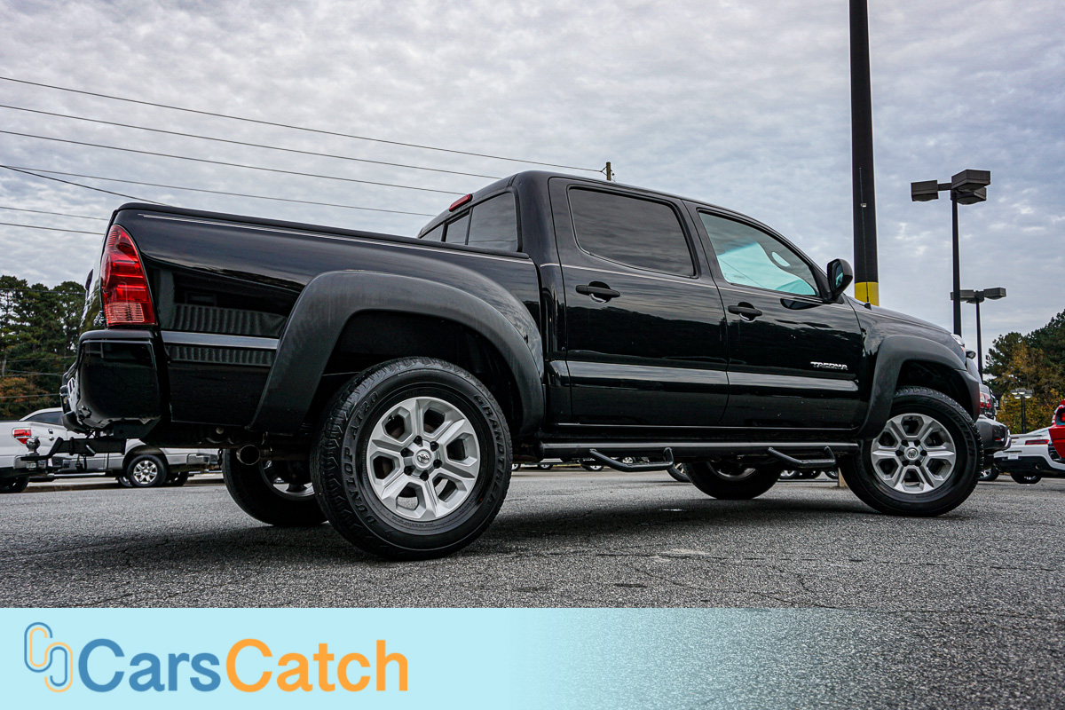 CARSCATCH - Used vehicle - Truck TOYOTA TACOMA 2015