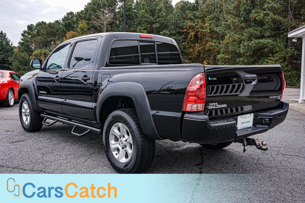 CARSCATCH - Used vehicle - Truck TOYOTA TACOMA 2015