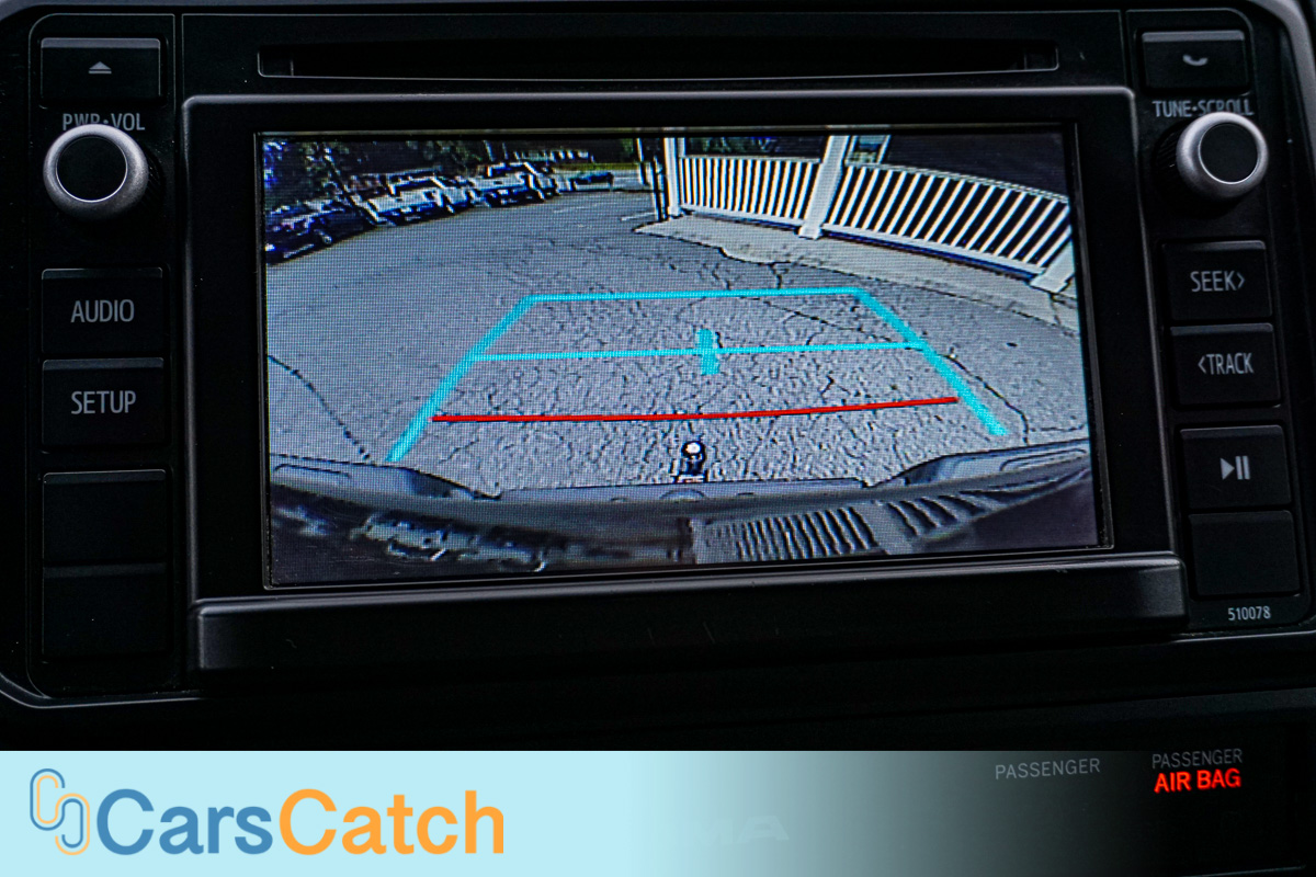 CARSCATCH - Used vehicle - Truck TOYOTA TACOMA 2015