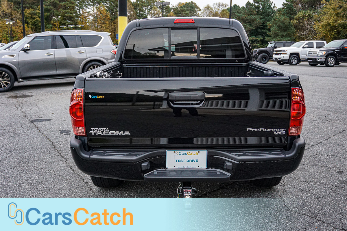CARSCATCH - Used vehicle - Truck TOYOTA TACOMA 2015