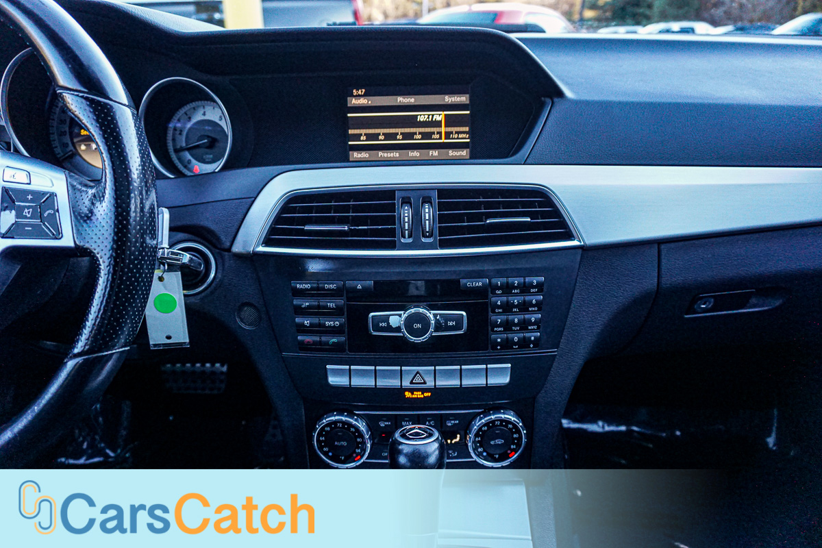 CARSCATCH - Used vehicle - Sedan MERCEDES-BENZ C-CLASS 2012