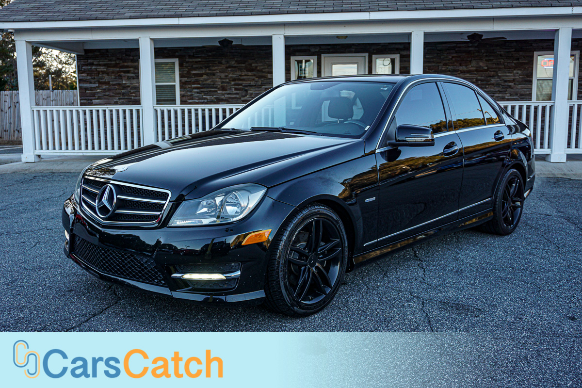 CARSCATCH - Used vehicle - Sedan MERCEDES-BENZ C-CLASS 2012