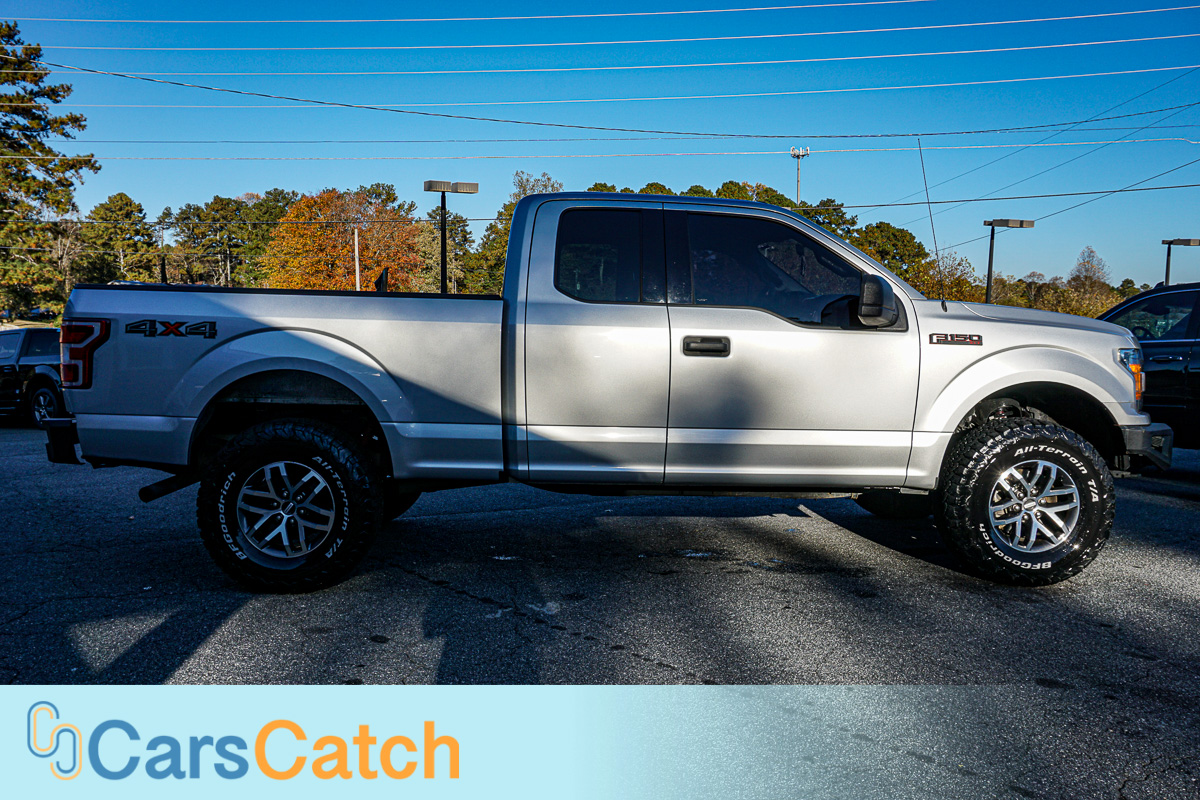 CARSCATCH - Used vehicle - Truck FORD F-150 2018