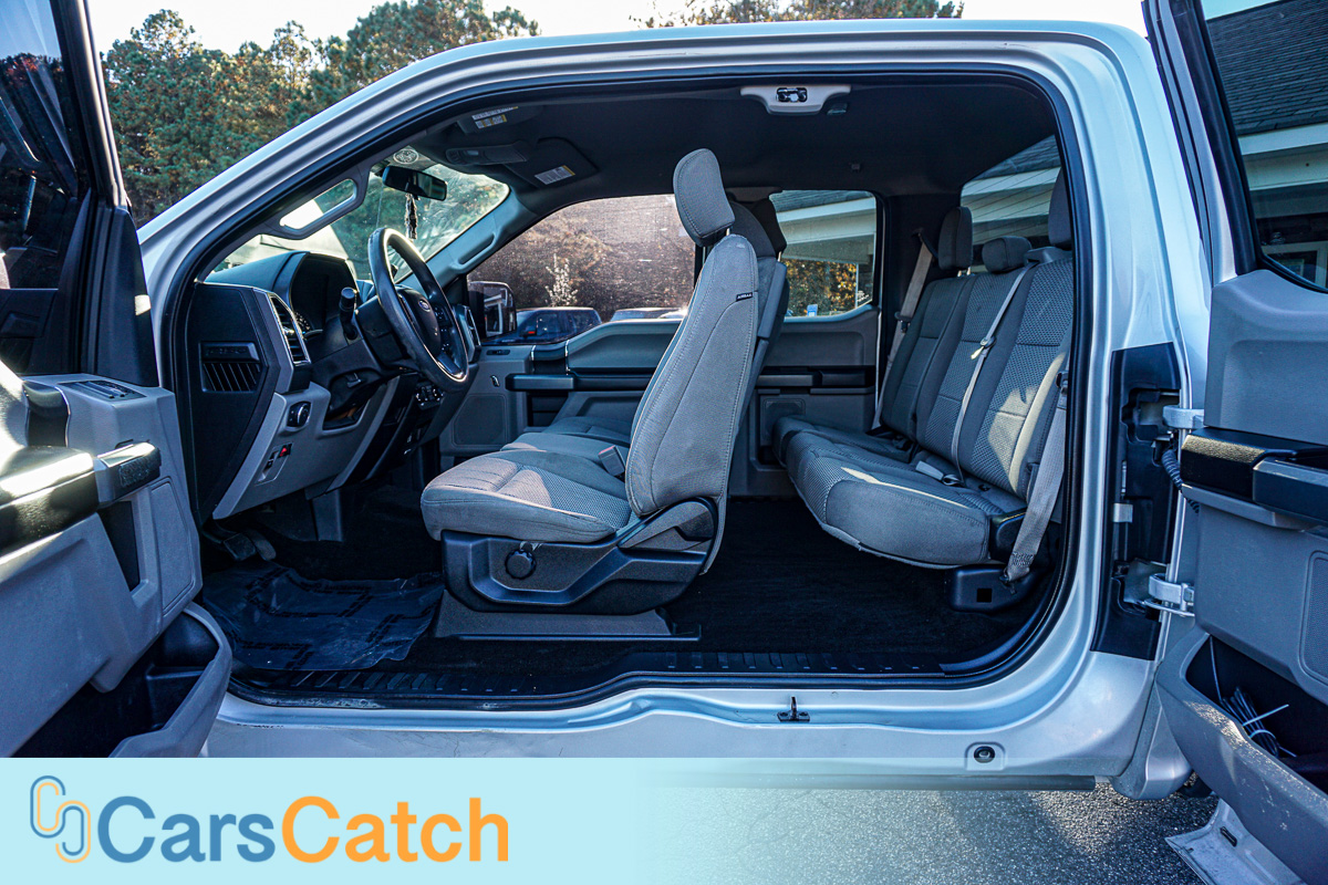 CARSCATCH - Used vehicle - Truck FORD F-150 2018