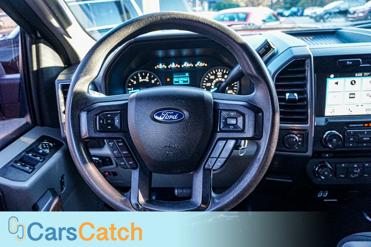 CARSCATCH - Used vehicle - Truck FORD F-150 2018