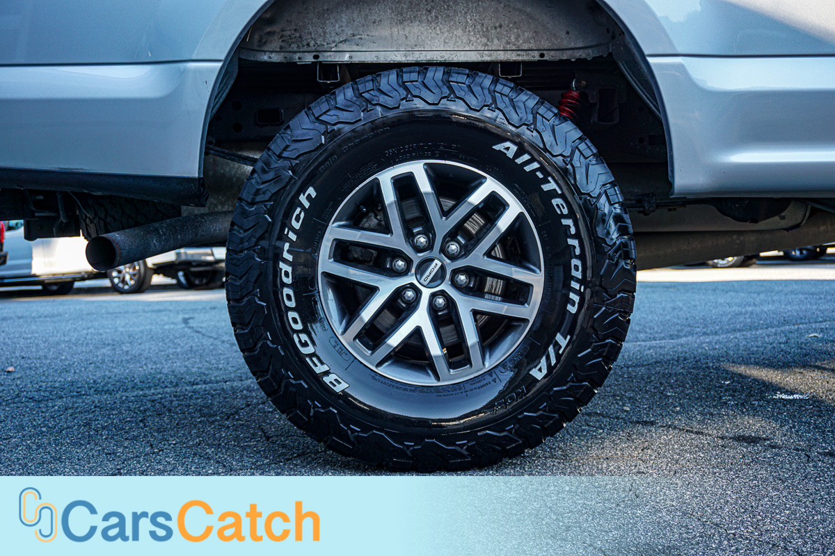 CARSCATCH - Used vehicle - Truck FORD F-150 2018