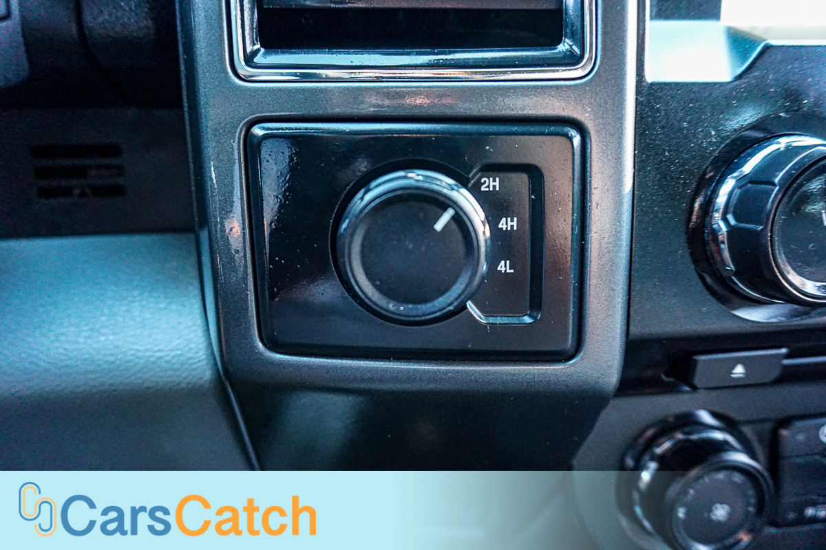 CARSCATCH - Used vehicle - Truck FORD F-150 2018