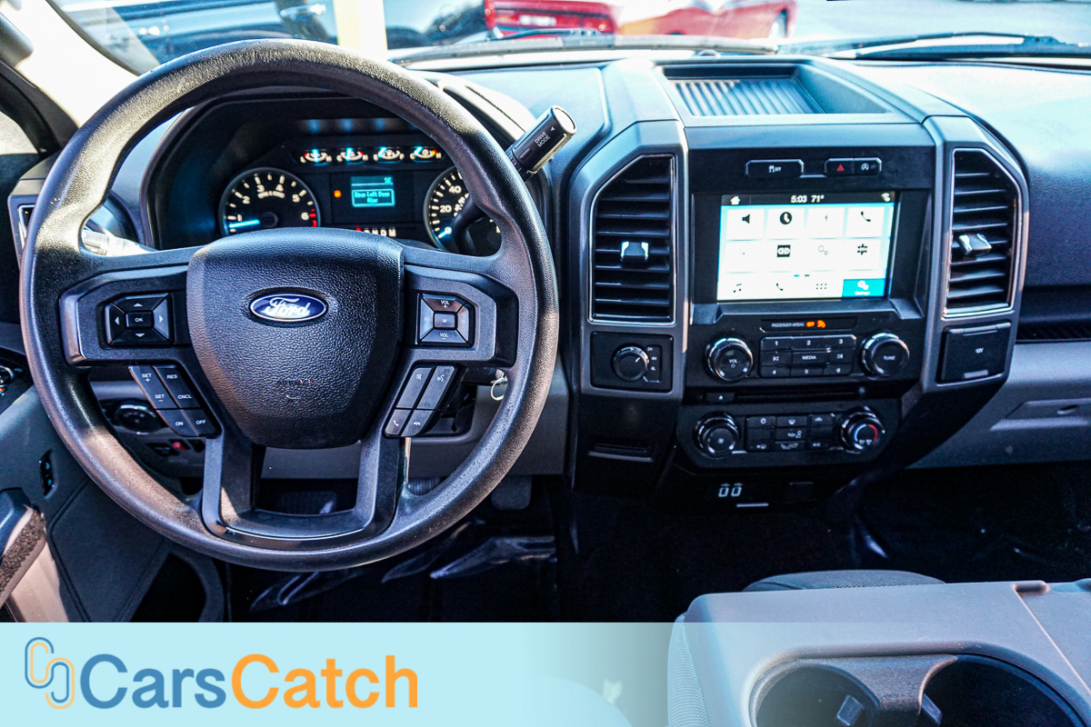 CARSCATCH - Used vehicle - Truck FORD F-150 2018