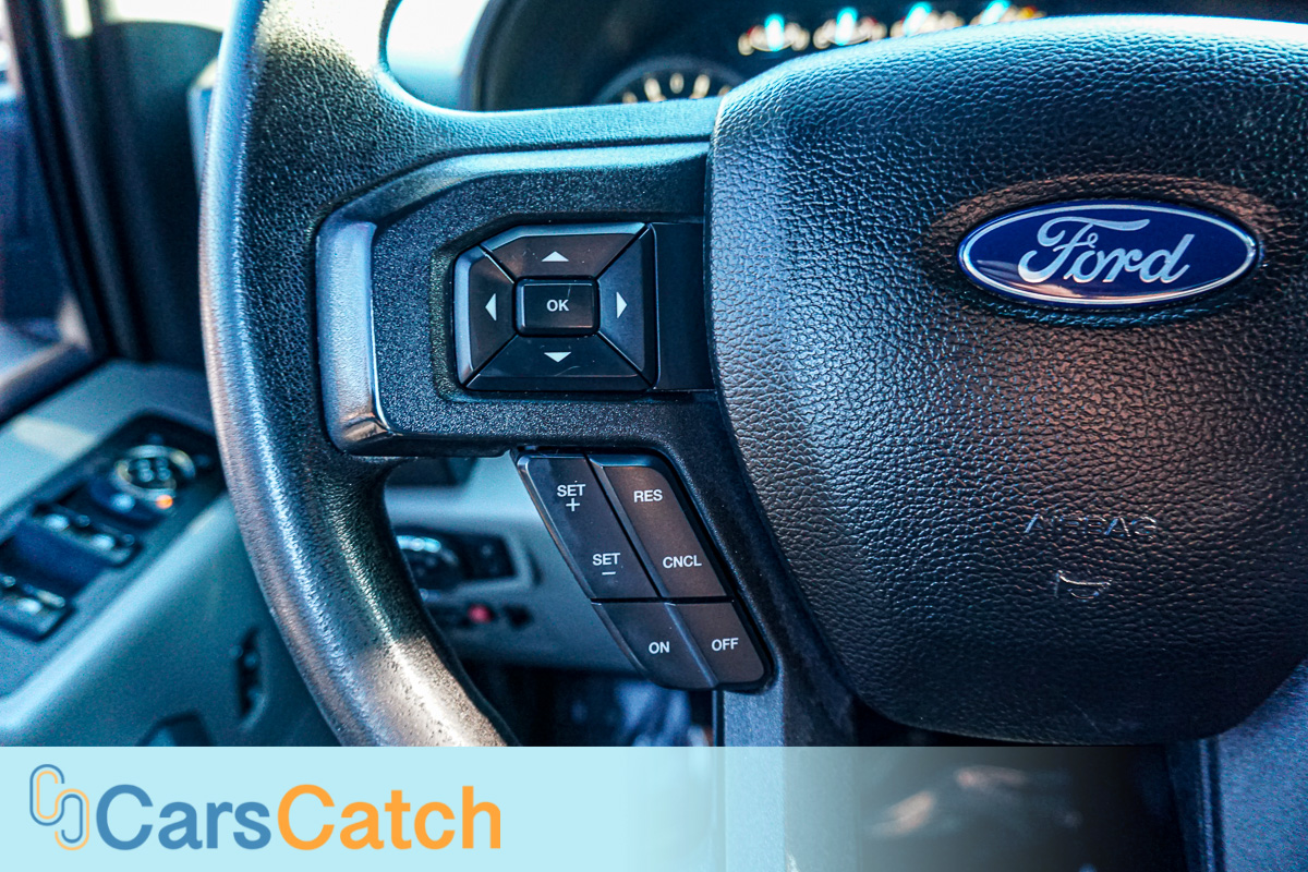 CARSCATCH - Used vehicle - Truck FORD F-150 2018