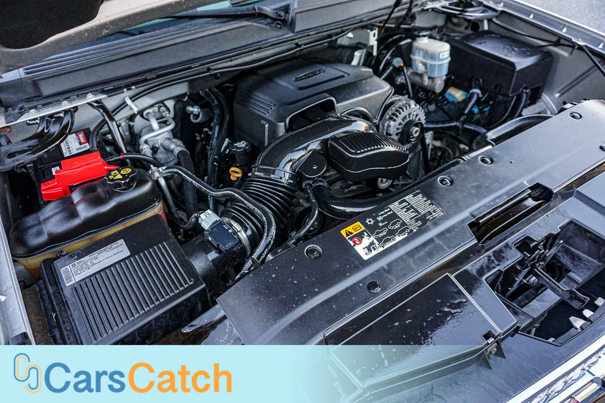 CARSCATCH - Used vehicle - Truck CHEVROLET AVALANCHE 2011