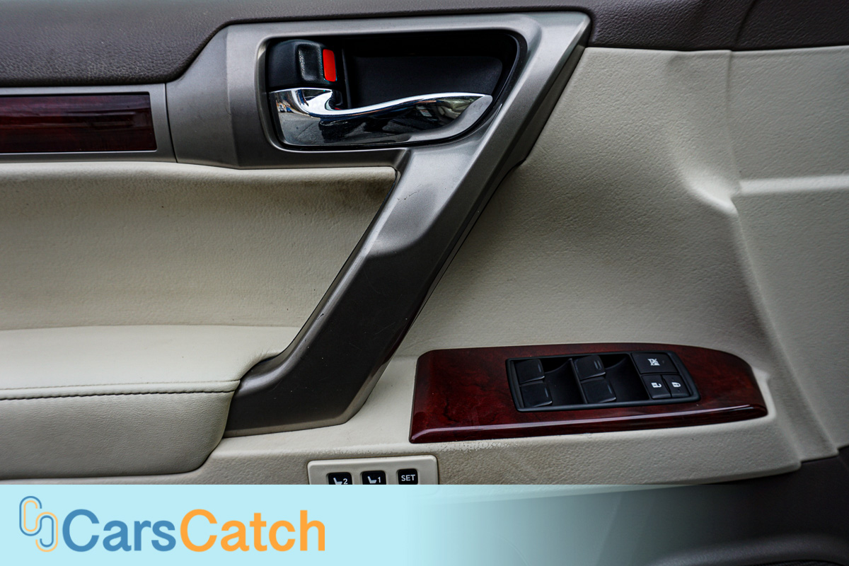 CARSCATCH - Used vehicle - SUV LEXUS GX 460 2013