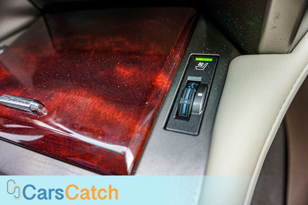 CARSCATCH - Used vehicle - SUV LEXUS GX 460 2013