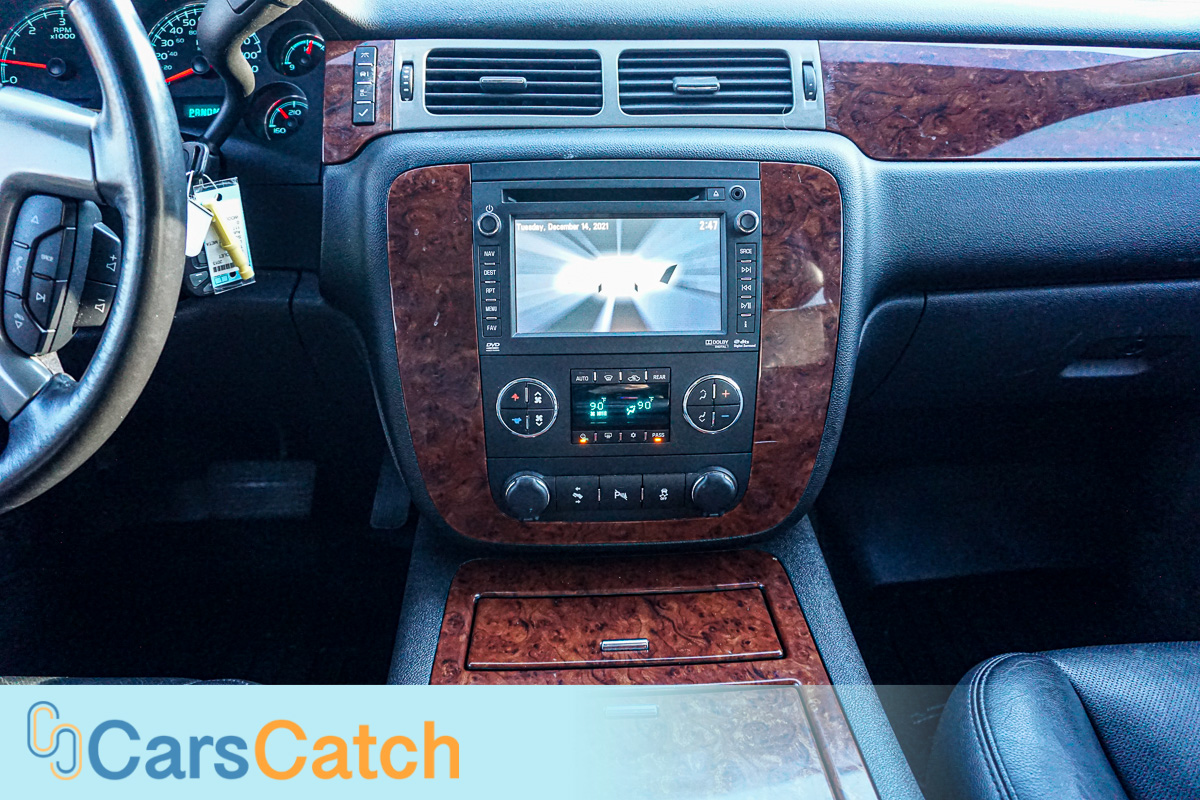 CARSCATCH - Used vehicle - SUV CHEVROLET TAHOE 2013
