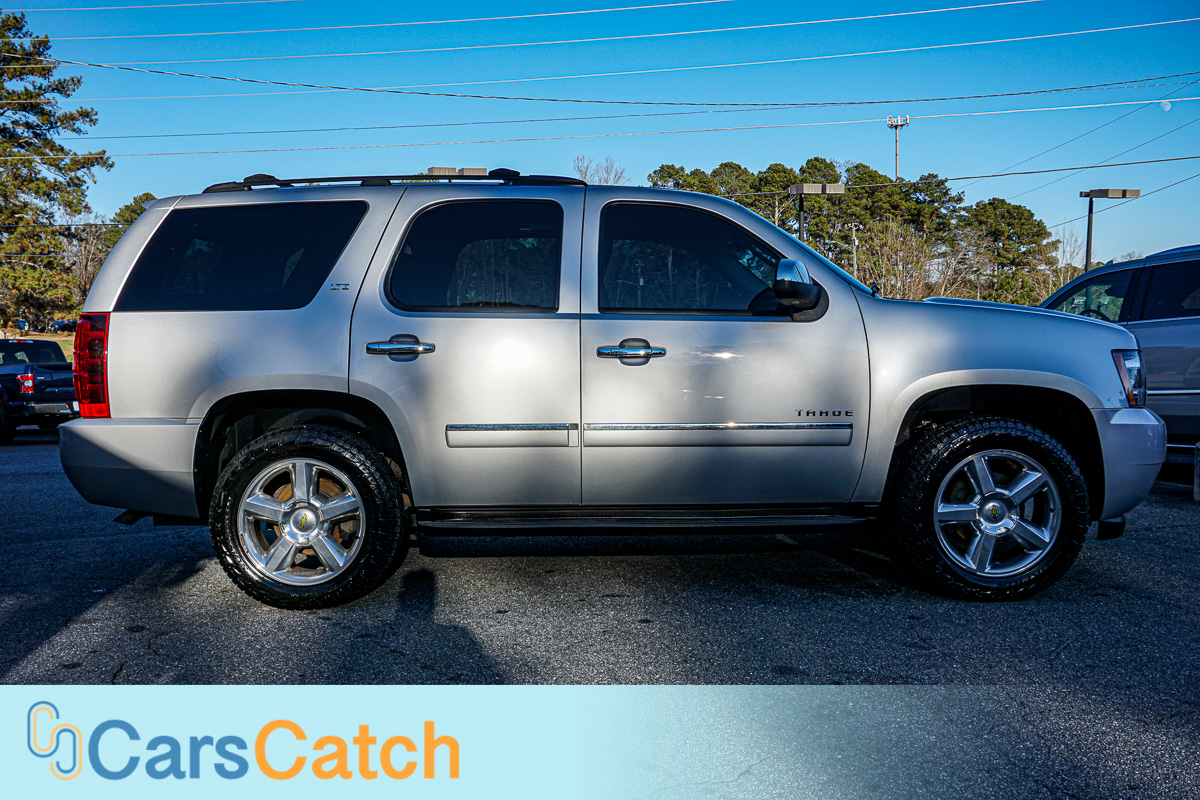 CARSCATCH - Used vehicle - SUV CHEVROLET TAHOE 2013