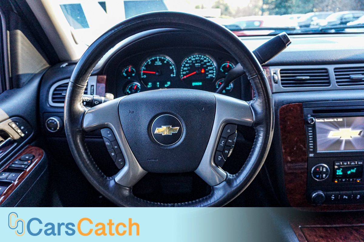 CARSCATCH - Used vehicle - SUV CHEVROLET TAHOE 2013