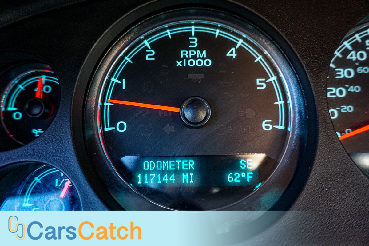 CARSCATCH - Used vehicle - SUV CHEVROLET TAHOE 2013