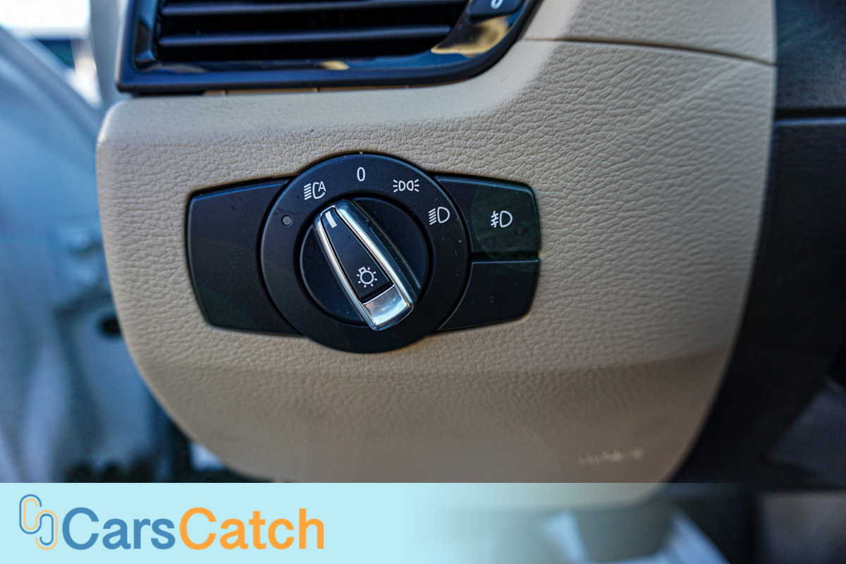 CARSCATCH - Used vehicle - SUV BMW X1 2014