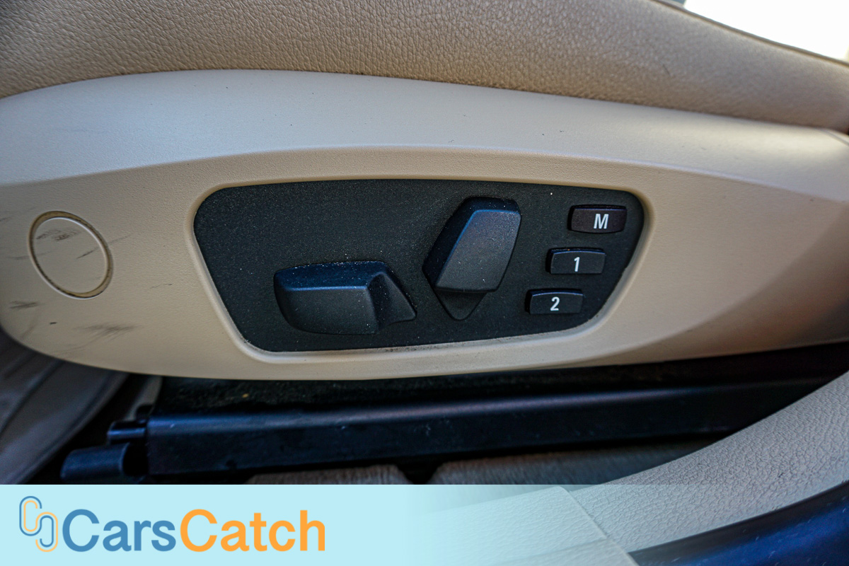 CARSCATCH - Used vehicle - SUV BMW X1 2014