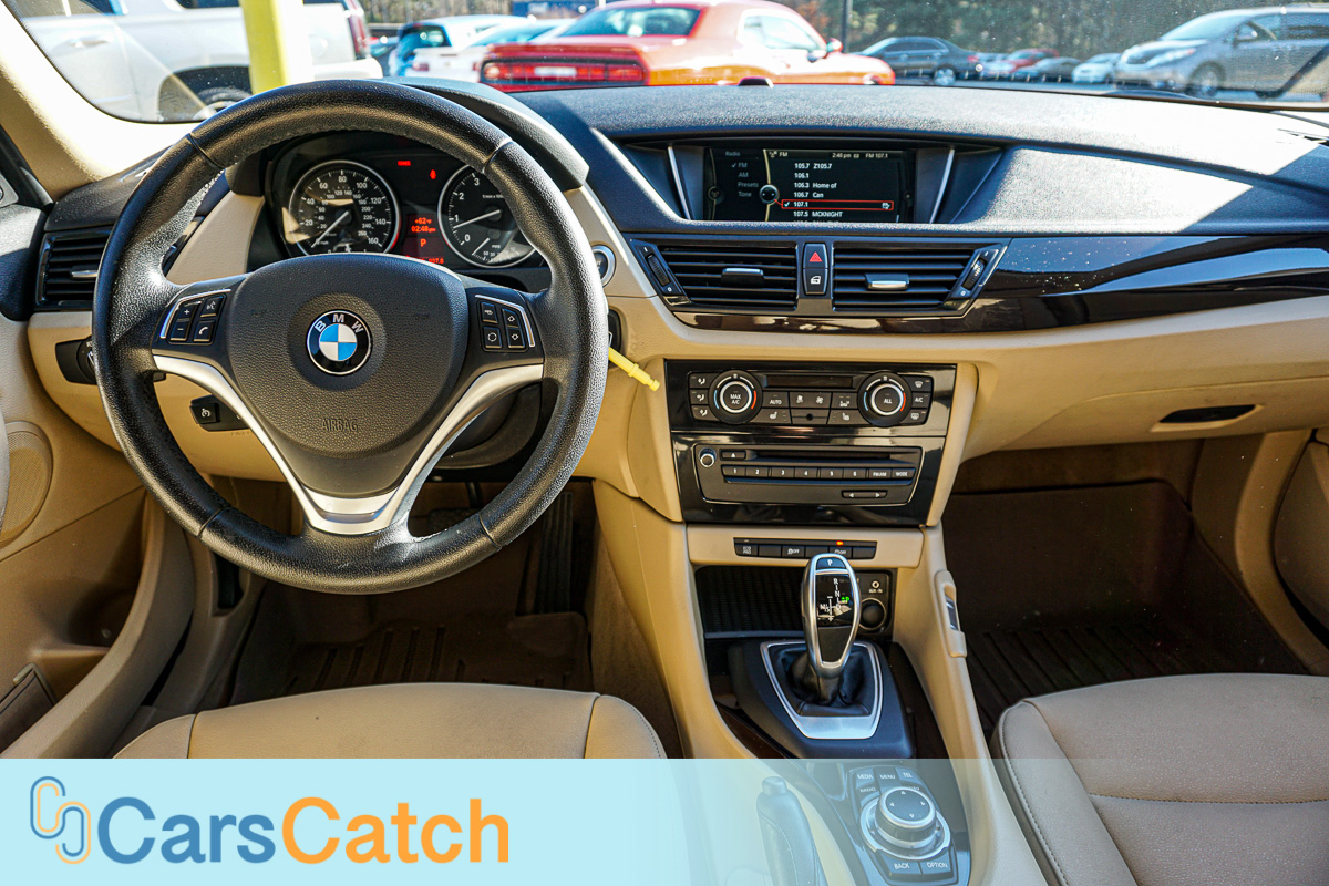 CARSCATCH - Used vehicle - SUV BMW X1 2014