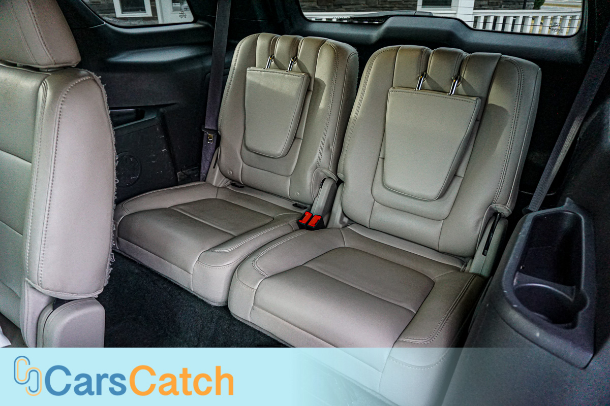 CARSCATCH - Used vehicle - SUV FORD EXPLORER 2013